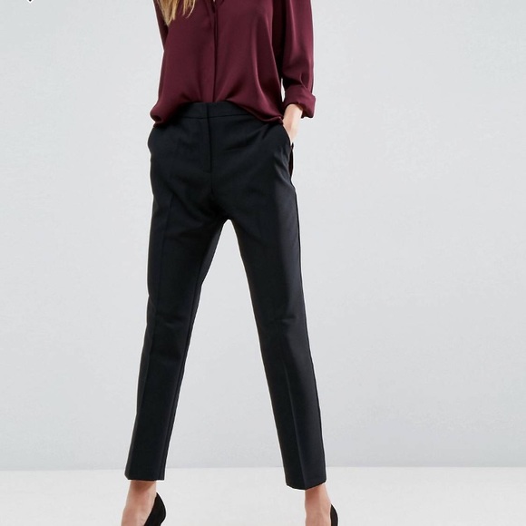 ASOS Design pants in black. Size US 4. - Picture 4 of 9